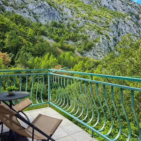 Villa Tiho Podspilje (Split)