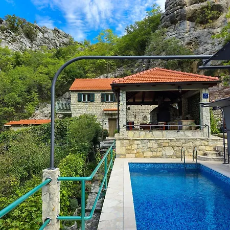 بيت للعطل Villa Tiho