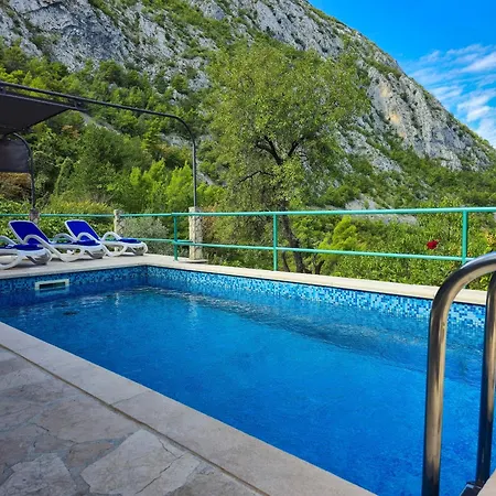 Сasa de vacaciones Tiho Podspilje (Split)