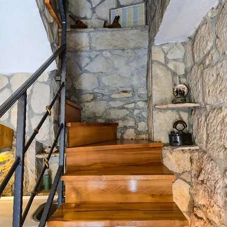 بيت للعطل Villa Tiho Podspilje (Split)