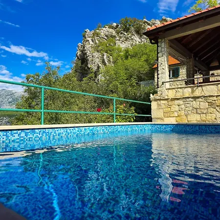 Tiho Сasa de vacaciones Podspilje (Split)