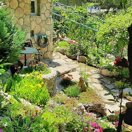 With A Private Pool * Podspilje (Split)